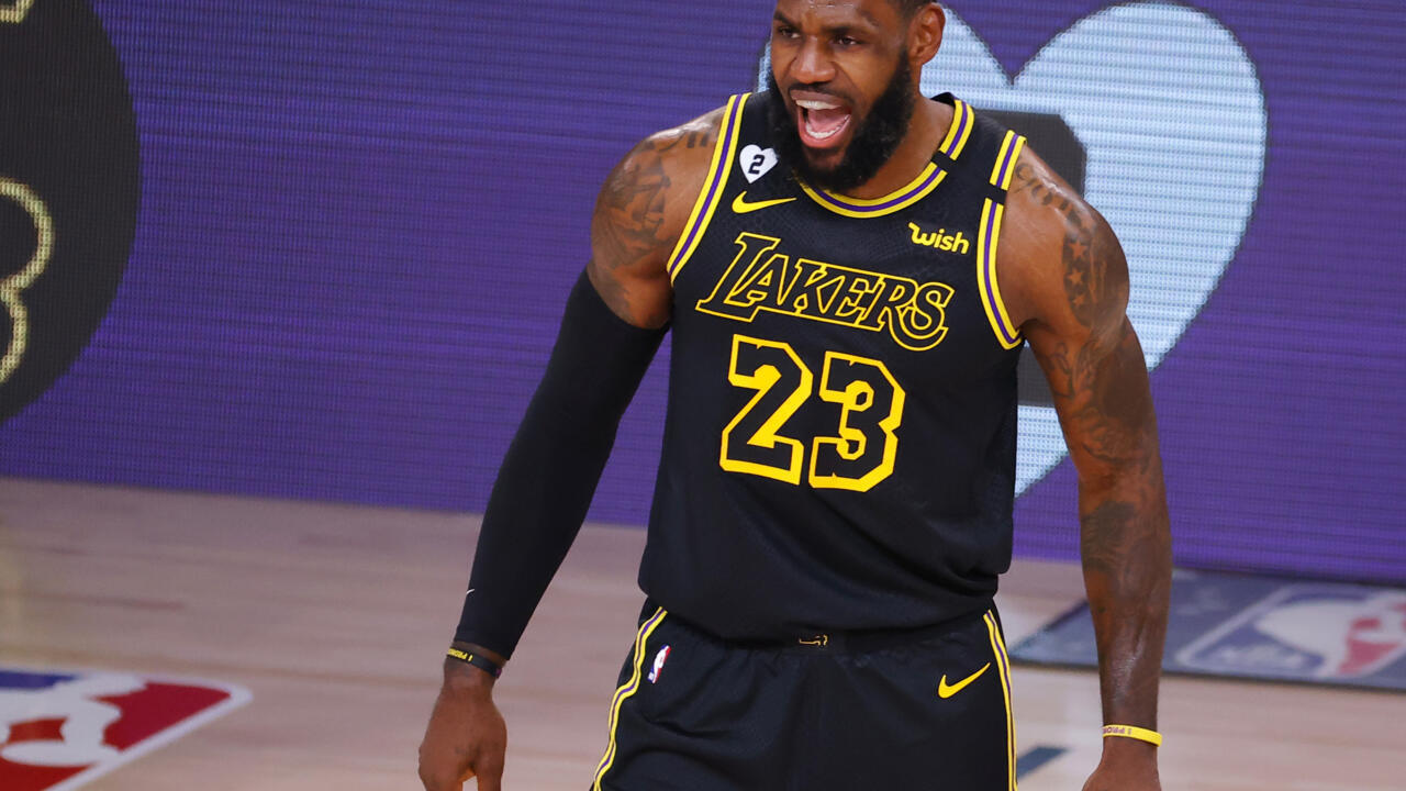 LeBron, at 40, says he could have 5